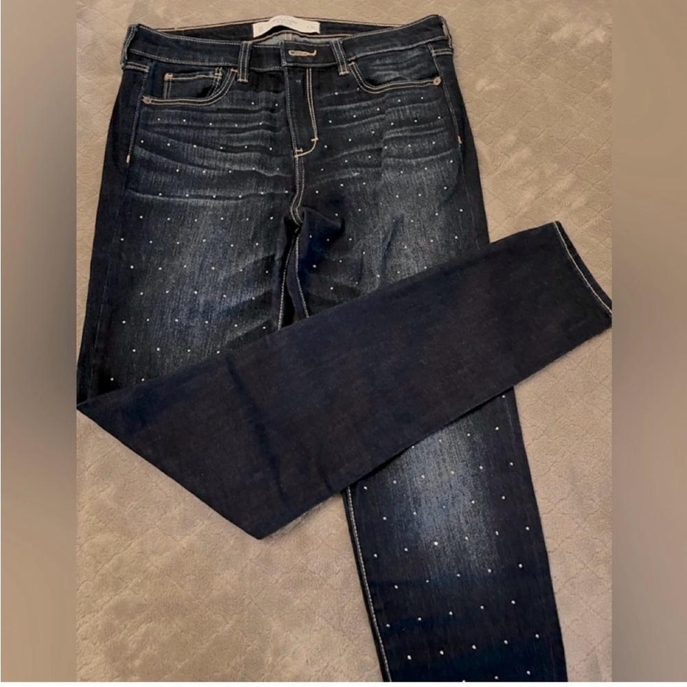 SUPER CUTE DENIM 👖Abercrombie &Fitch New with our tags size 30